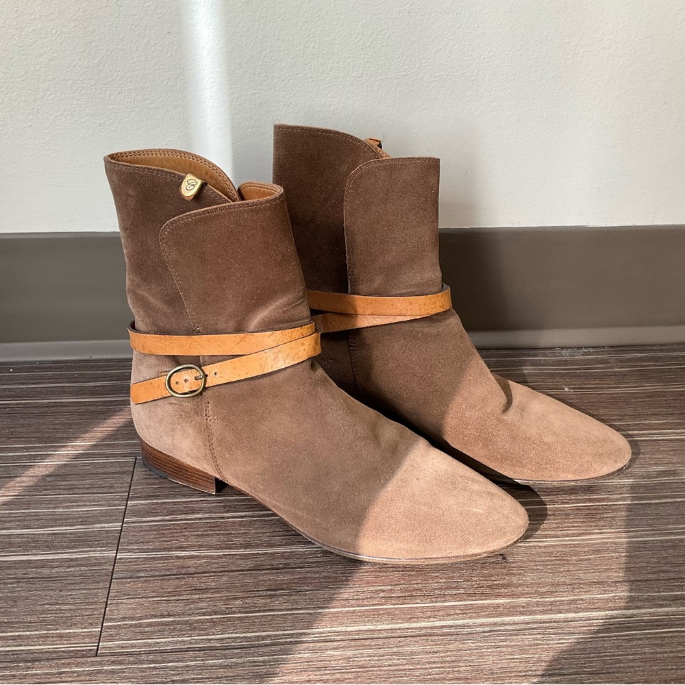 Authentic Chloe Ankle Tan Suede Boots with Ankle Leather Straps Size 37